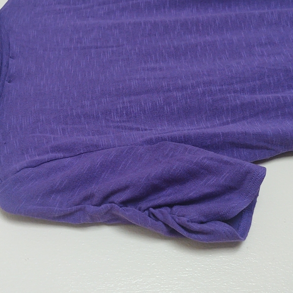 A. Byer Women's Purple V-Neck Blouse - Size Medium - Picture 7 of 7